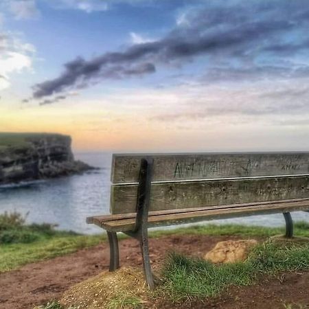 Terraza Y Piscina Con Vistas Espectaculares Al Mar Parking Cubierto Daire San Vicente De La Barquera Dış mekan fotoğraf