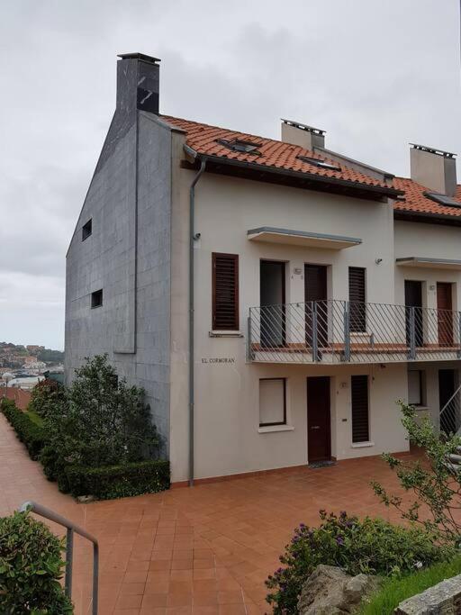 Terraza Y Piscina Con Vistas Espectaculares Al Mar Parking Cubierto Daire San Vicente De La Barquera Dış mekan fotoğraf